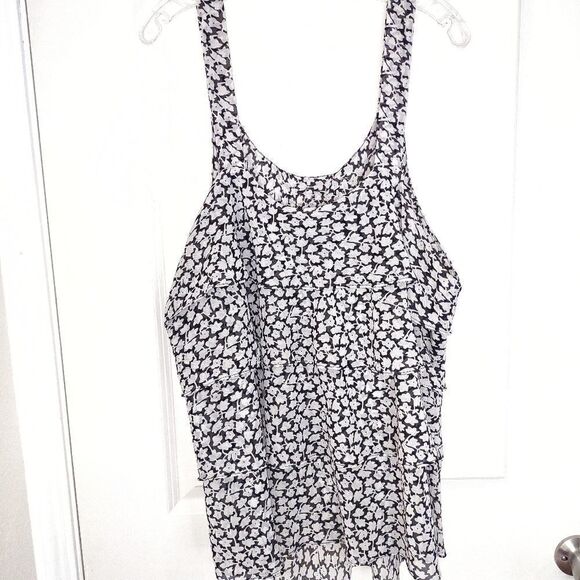 Lane Bryant Black White Top 3 Tiers Ruffles Strappy Chiffon Sequins Neckline 26W - Picture 7 of 9